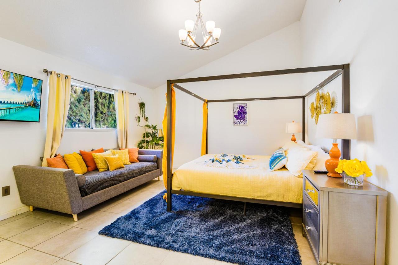 Desert Pool House: Sun, Swim, Sip & Stay Indio Esterno foto