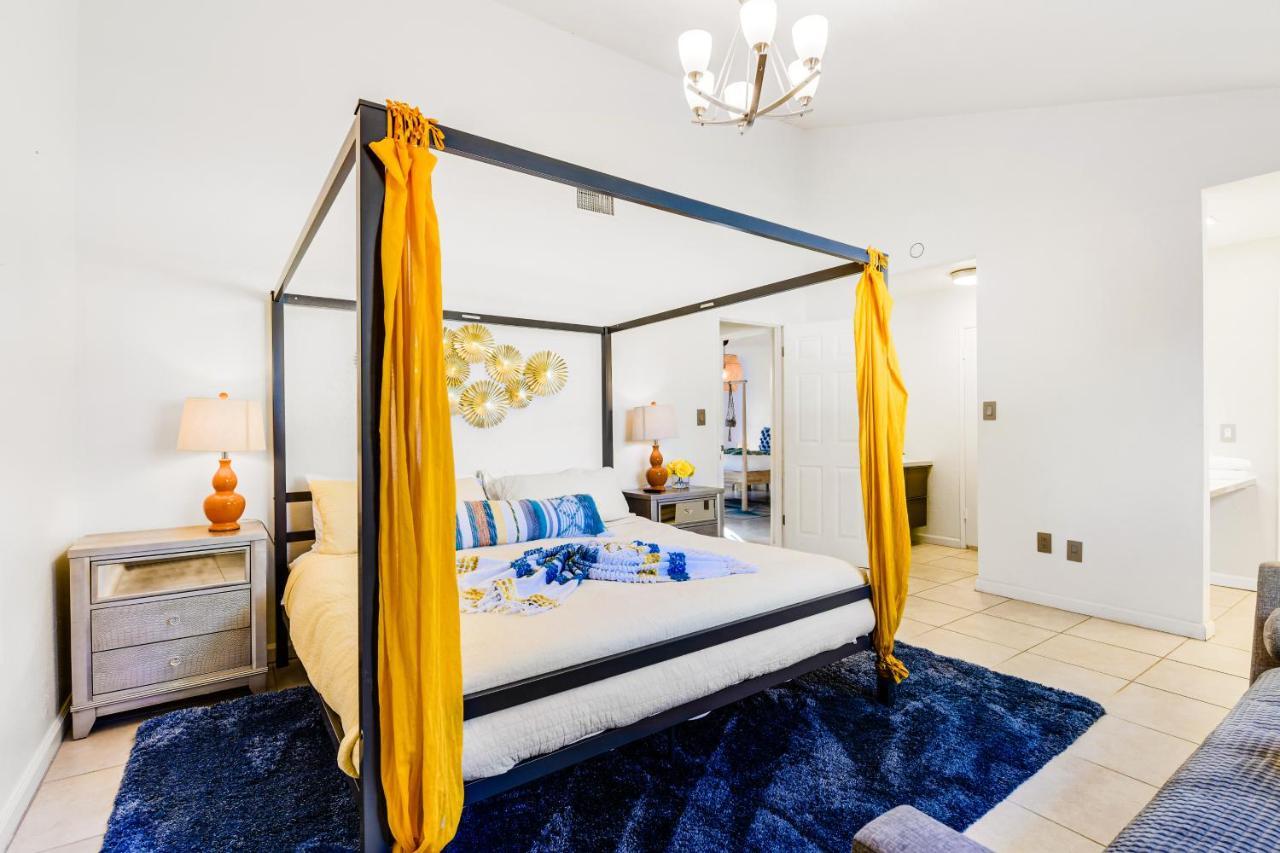 Desert Pool House: Sun, Swim, Sip & Stay Indio Esterno foto